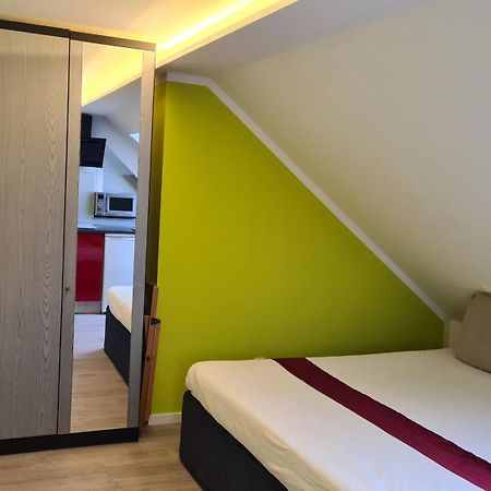 Helles Apartment In Berlin-Mariendorf Extérieur photo